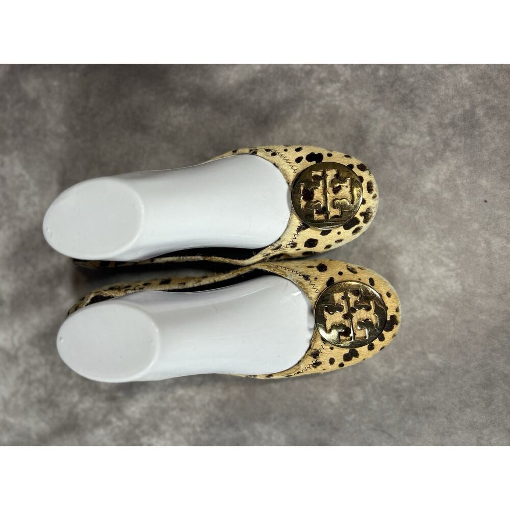 Tory Burch Reva Leopard Haircalf Ballet Flats Gold Logo Womens 6 - Picture 3 of 7